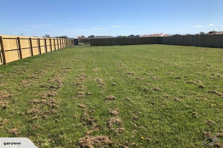 Photo of property in 60 Petries Road, Woodend, 7610