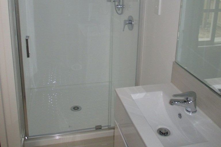 Photo of property in 2/21 Greensboro Street, Hamilton East, Hamilton, 3216