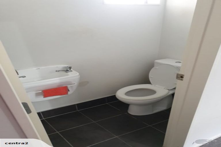 Photo of property in 10 Bushpark Place, Flat Bush, Auckland, 2016