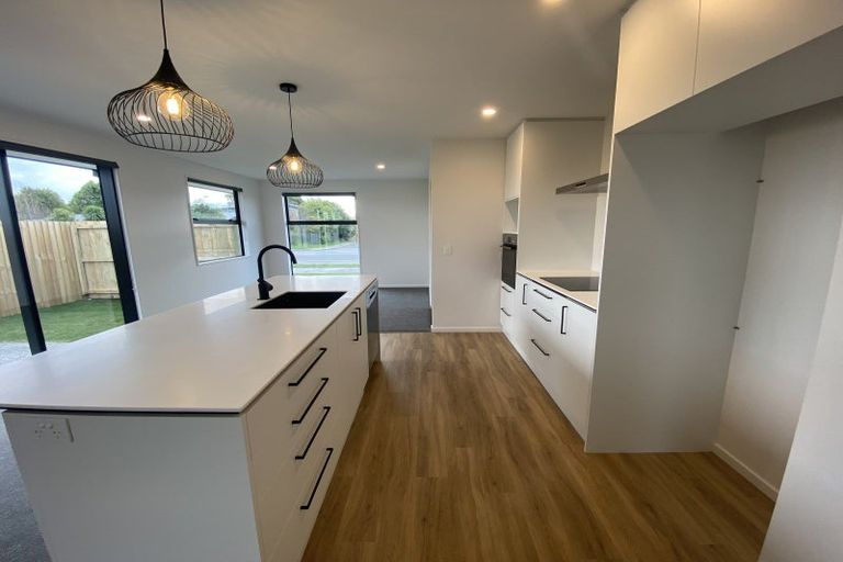 Photo of property in 10 Songpa Street, Halswell, Christchurch, 8025