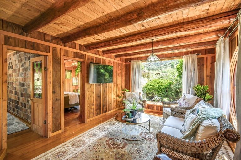 Photo of property in 50 Council Hill Road, Little River, 7591