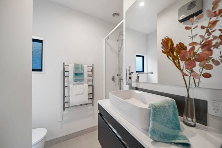 Photo of property in 2/98 Proctor Street, Papanui, Christchurch, 8053