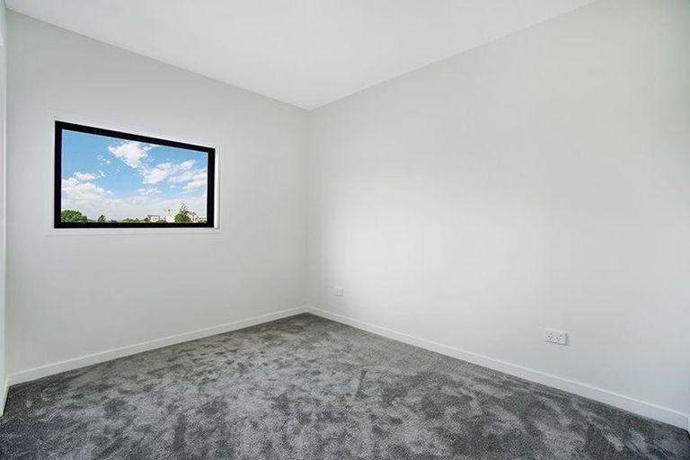 Photo of property in 8 Gray Avenue, Mangere East, Auckland, 2024