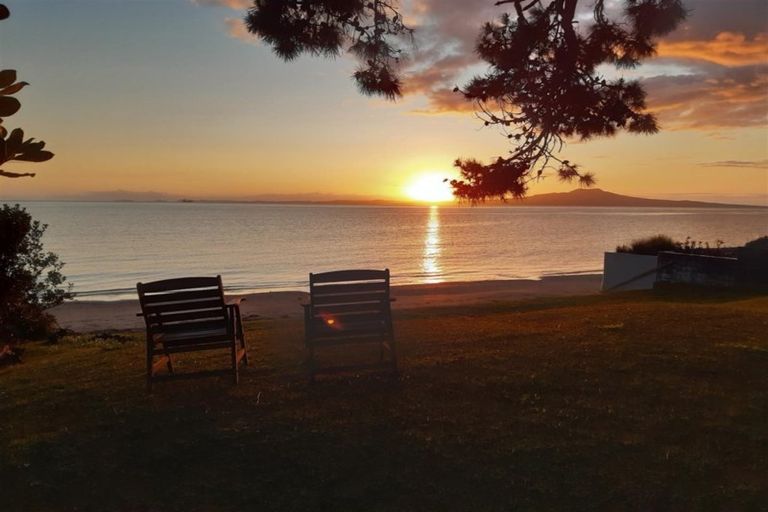 Photo of property in 35 Craig Road, Milford, Auckland, 0620