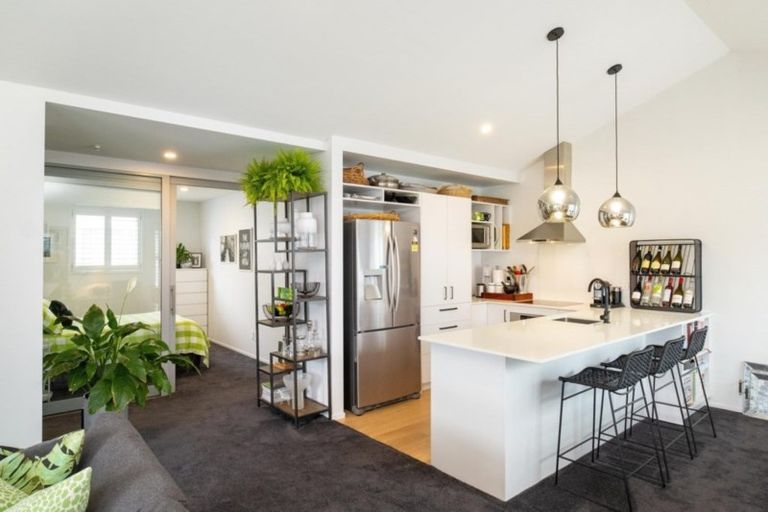 Photo of property in 11 Macaulay Street, Ahuriri, Napier, 4110