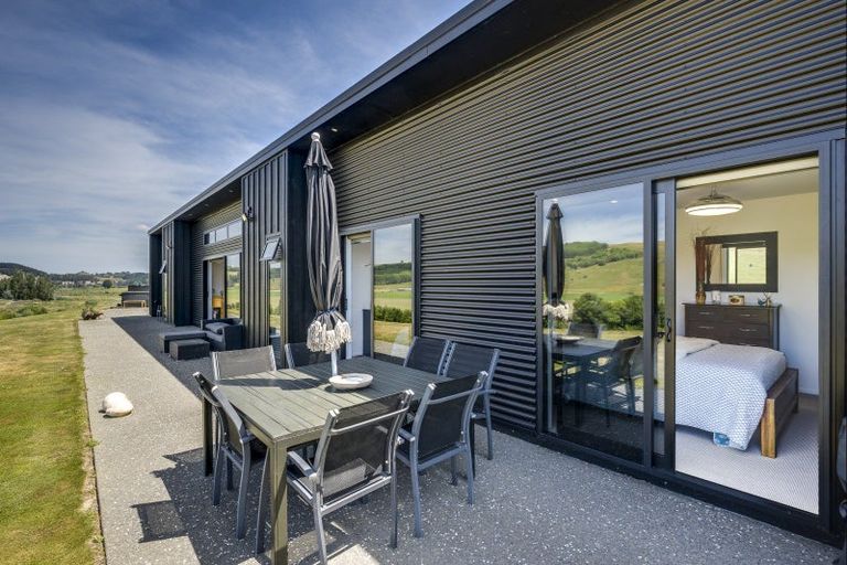 Photo of property in 8 Riverview Drive, Otane, 4277