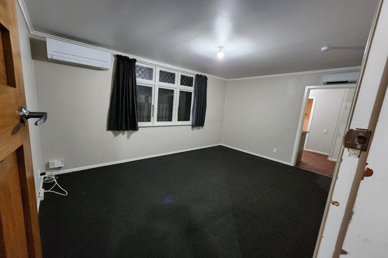 Photo of property in 8 Heretaunga Street, Petone, Lower Hutt, 5012