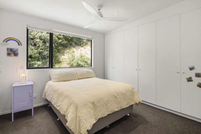 Photo of property in 17 Erica Pabst Way, Island Bay, Wellington, 6023