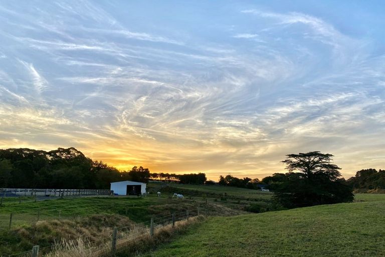Photo of property in 1320 Highway 22, Pukekawa, Tuakau, 2696