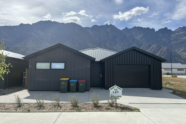 Photo of property in 5 Shoveler Road, Jacks Point, 9371