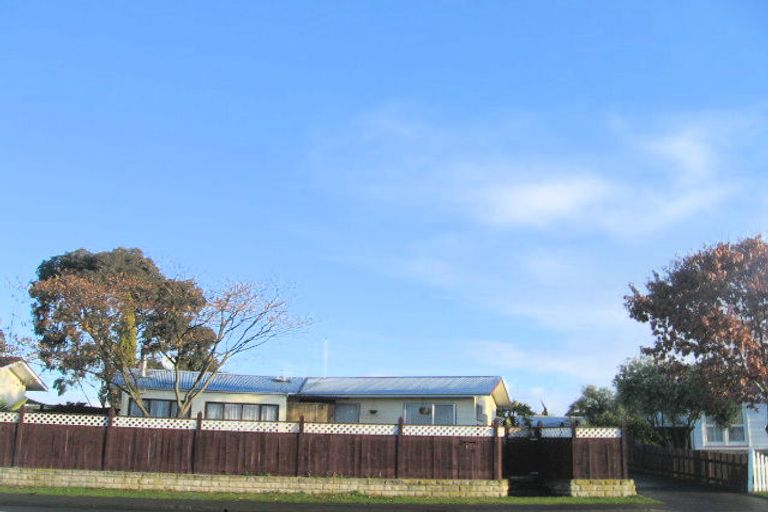 Photo of property in 221 Flaxmere Avenue, Flaxmere, Hastings, 4120