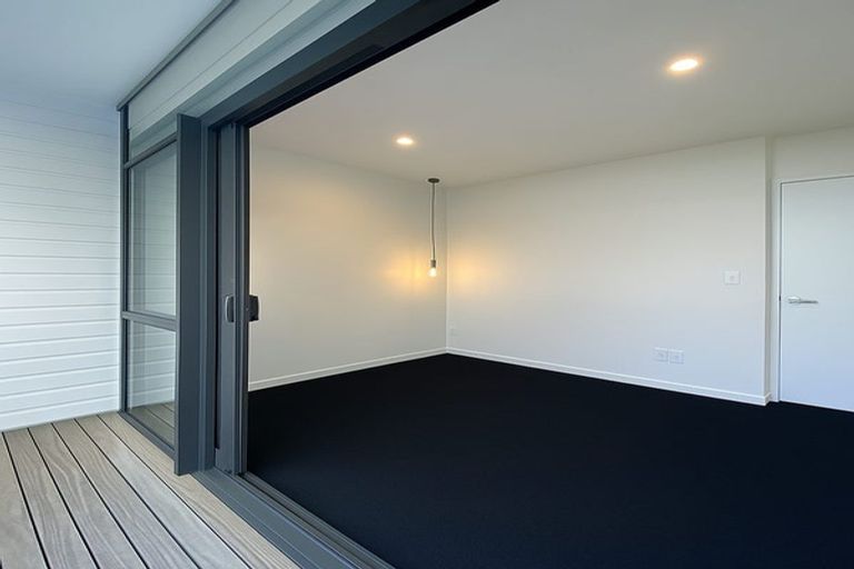 Photo of property in 7/50 Ocean View Road, Northcote, Auckland, 0627