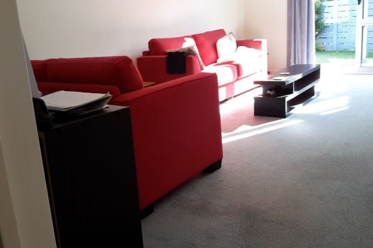 Photo of property in 118 Middleton Road, Churton Park, Wellington, 6037