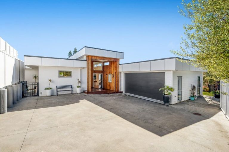 Photo of property in 1/13 Estelle Place, Farm Cove, Auckland, 2012