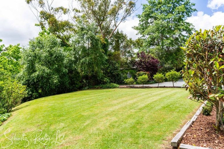 Photo of property in 3251 Paparoa-oakleigh Road, Paparoa, 0571