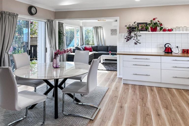 Photo of property in 304 Malfroy Road, Pomare, Rotorua, 3015