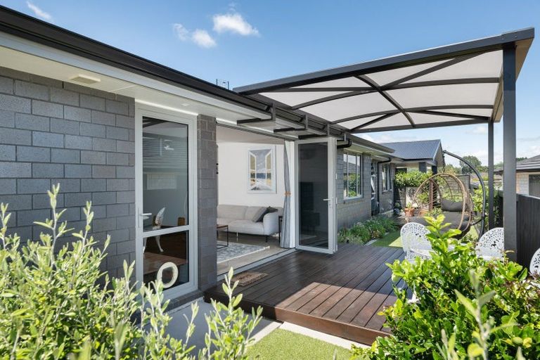 Photo of property in 69 Puhirake Crescent, Pyes Pa, Tauranga, 3112