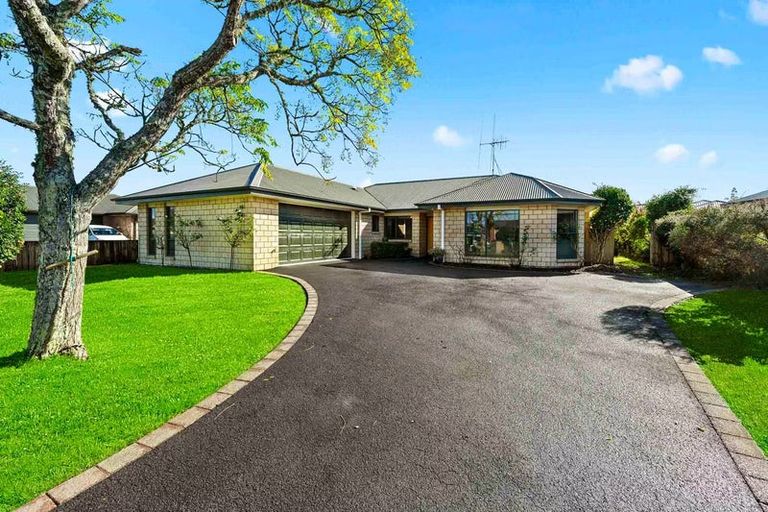 Photo of property in 6 Magellan Rise, Flagstaff, Hamilton, 3210