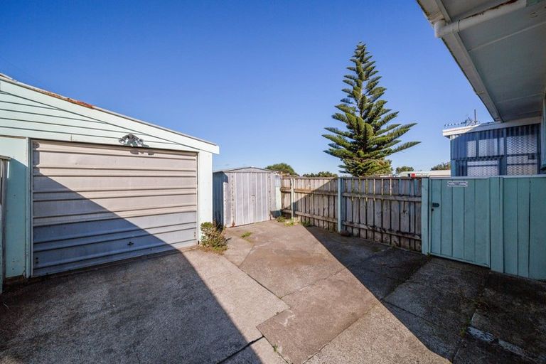 Photo of property in 10 Tohu Place, Spotswood, New Plymouth, 4310