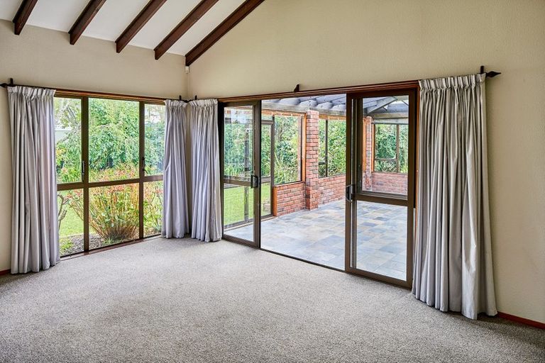 Photo of property in 4 Hamerton Street, Naenae, Lower Hutt, 5011