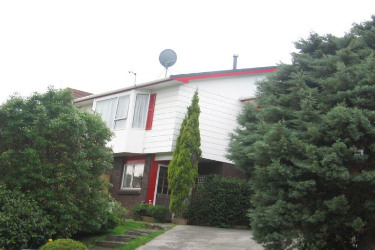 Photo of property in 17-19 Stonefield Place, Johnsonville, Wellington, 6037