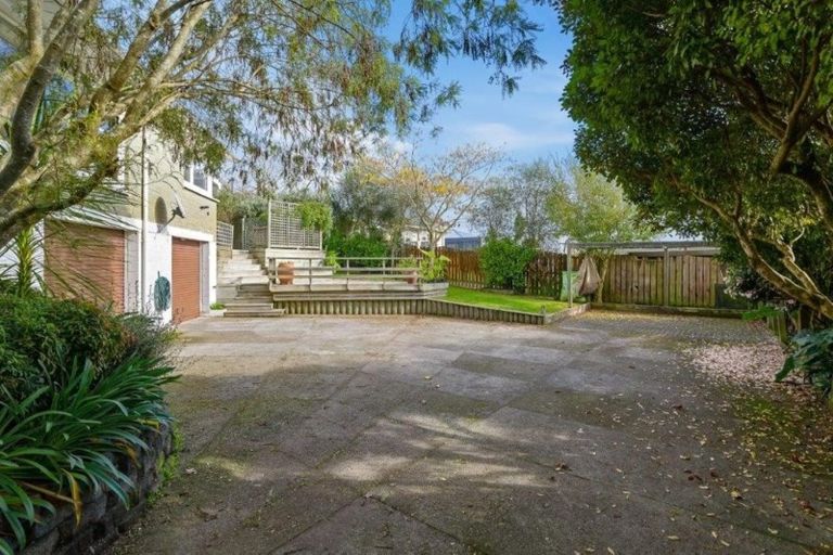 Photo of property in 2 Alastair Avenue, Owhata, Rotorua, 3010