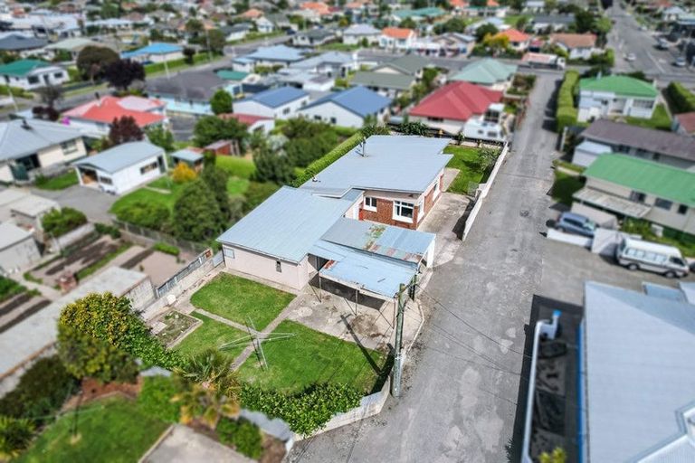 Photo of property in 1 Gladstone Drive, Oamaru North, Oamaru, 9400