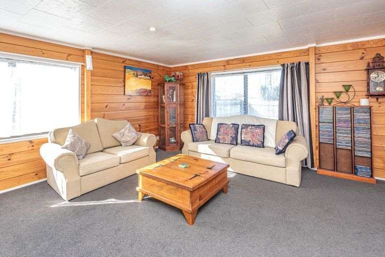 Photo of property in 49 Manuka Street, Castlecliff, Whanganui, 4501