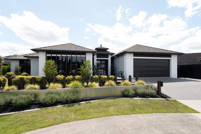 Photo of property in 8 Sentinel Court, Flagstaff, Hamilton, 3210