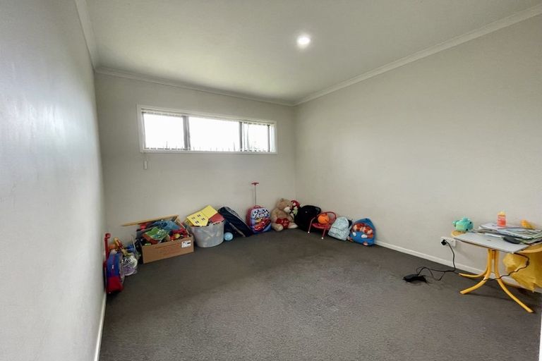 Photo of property in 8 Woolfield Road, Papatoetoe, Auckland, 2025