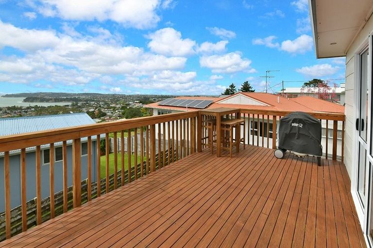 Photo of property in 483 Whangaparaoa Road, Stanmore Bay, Whangaparaoa, 0932