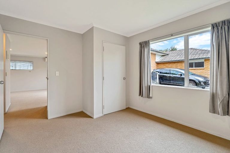 Photo of property in 26 Kellett Road, Ranui, Auckland, 0612