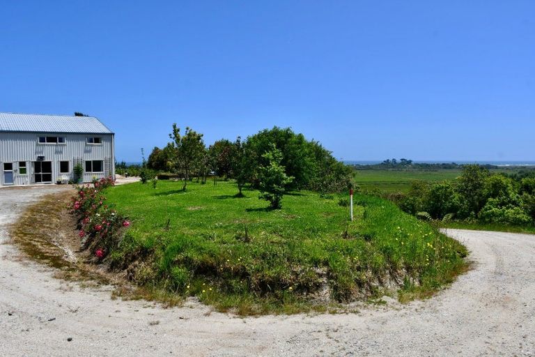 Photo of property in 49 Kongahu Swamp Road, Karamea, 7893