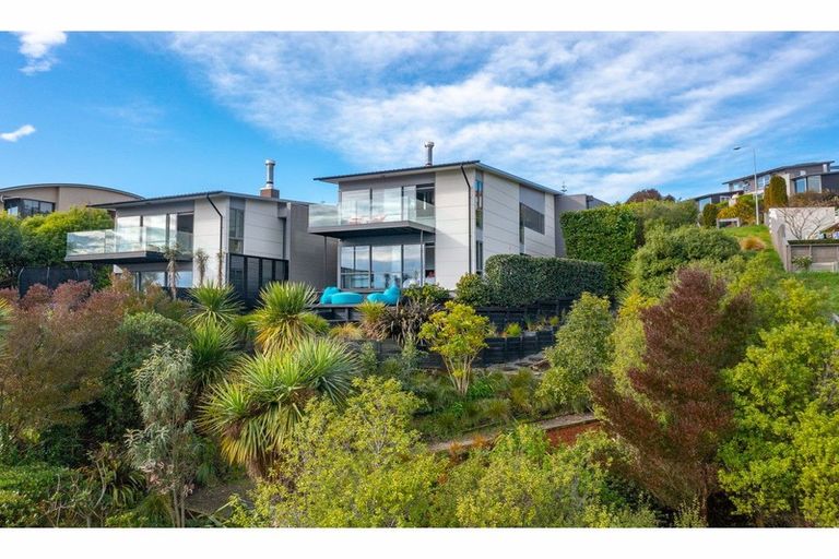 Photo of property in 79 Longhurst Terrace, Cashmere, Christchurch, 8022