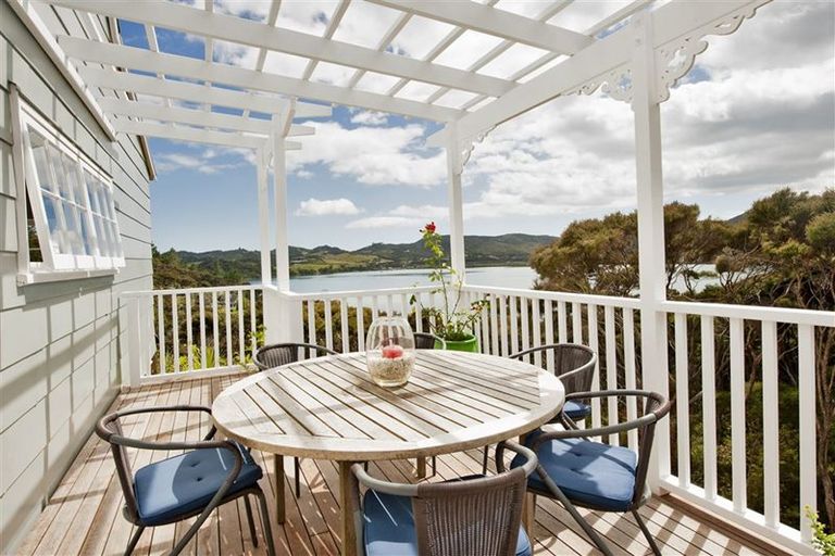 Photo of property in Waiaruhe Way, Russell, 0272