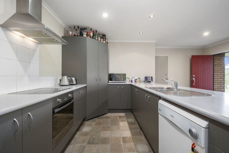 Photo of property in 18 Victoria Street, Richmond Heights, Taupo, 3330