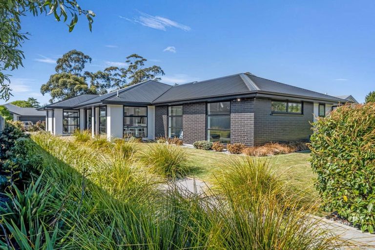 Photo of property in 14 John Raven Lane, Woodend, 7610