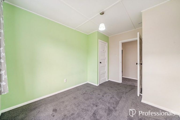 Photo of property in 45 Molesworth Street, Taita, Lower Hutt, 5011