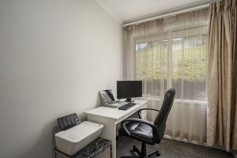 Photo of property in 93a Karamea Street, Whalers Gate, New Plymouth, 4310