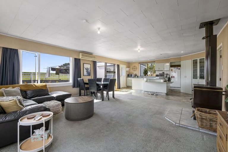 Photo of property in 370 Boylan Road, Te Roti, Hawera, 4673