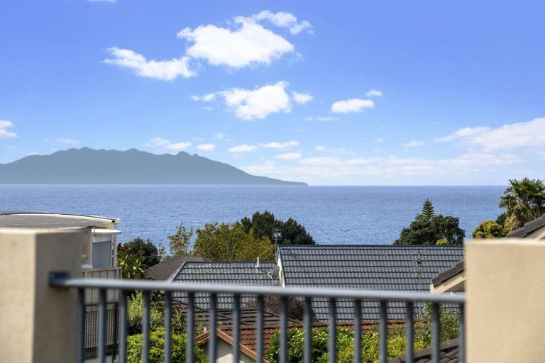 Photo of property in 16 Burwood Terrace, Gulf Harbour, Whangaparaoa, 0930