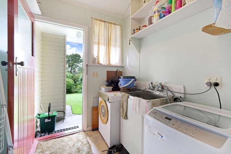 Photo of property in 42 Banks Street, Marfell, New Plymouth, 4310
