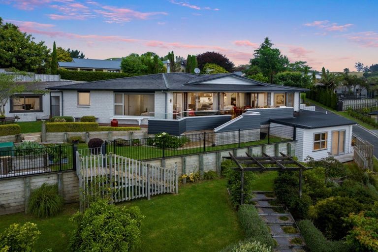 Photo of property in 60 Adler Drive, Ohauiti, Tauranga, 3112