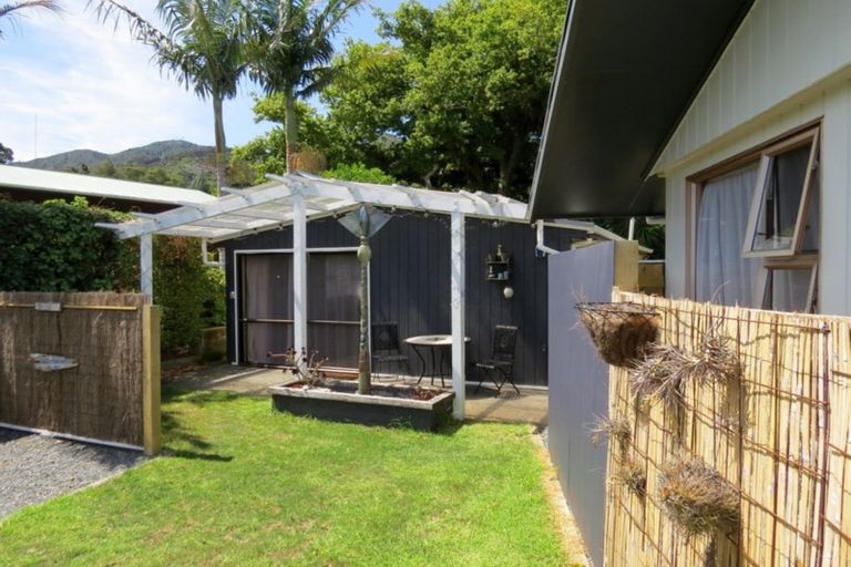 Photo of property in 30 Driving Creek Road, Coromandel, 3506