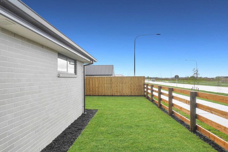 Photo of property in 13 Quinn Crescent, Woodend, 7610