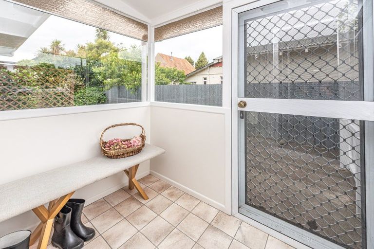 Photo of property in 3/2 Parkes Avenue, Saint Johns Hill, Whanganui, 4501