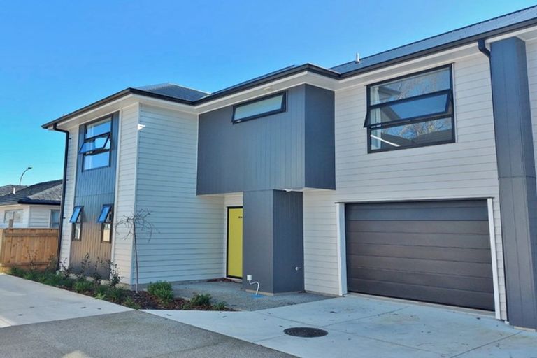 Photo of property in 18b Royal Street, Upper Hutt Central, Upper Hutt, 5018