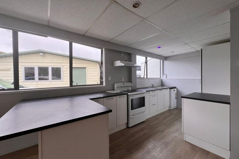 Photo of property in 9/19 Station Road, Pukekohe, 2120