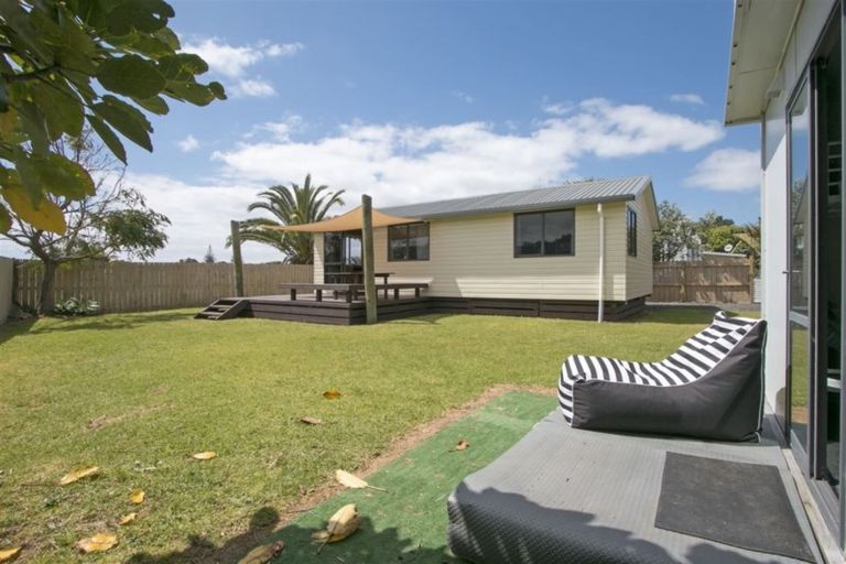 Photo of property in 50a Wilson Road, Waihi Beach, 3611