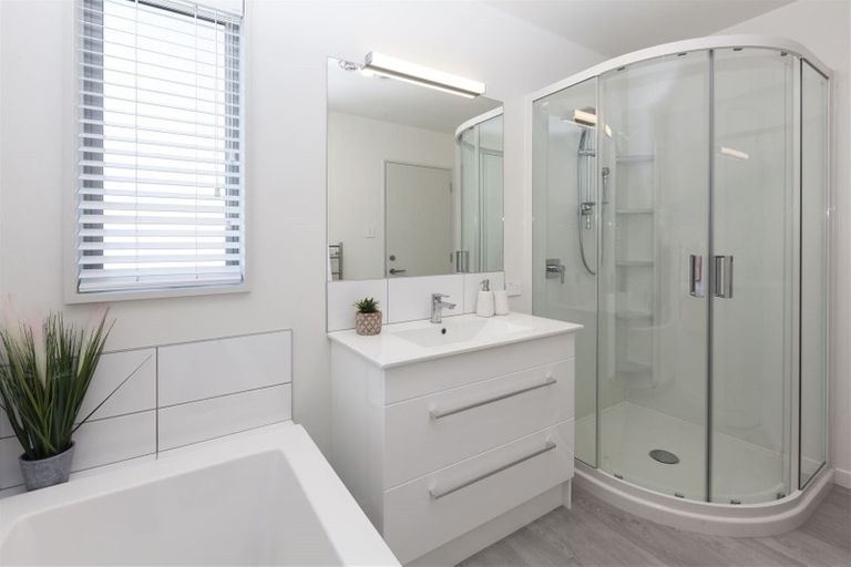 Photo of property in 5 Kingsbridge West, Burwood, Christchurch, 8083